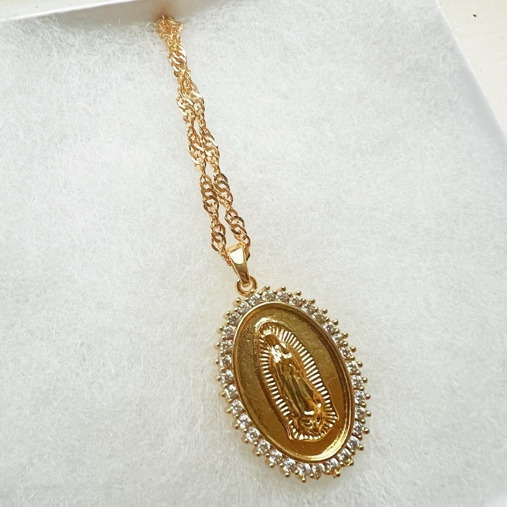 Rhinestone Virgin Mary Pendant - Picture 3 of 6